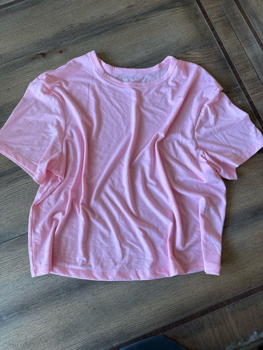 all in motion Light Pink Short Sleeve Crewneck Crop Tee